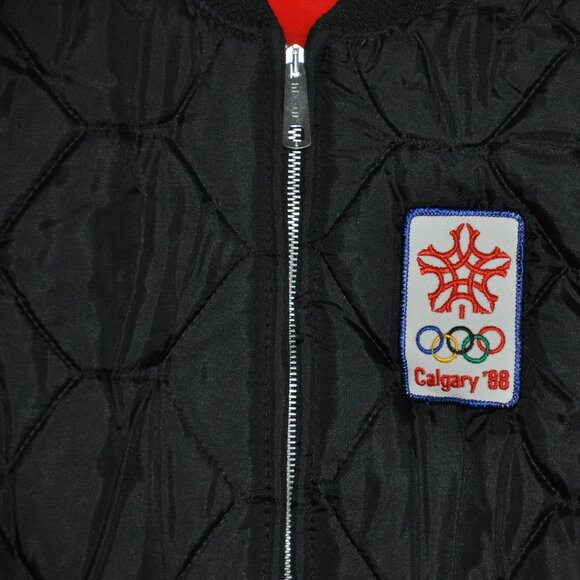 Vintage 1988 Calgary Winter Olympic  Black Puffer Vest Fuzzy Red Lining S - Picture 2 of 4